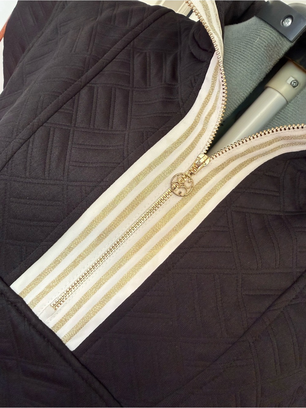 Women's Black Short-Sleeve Zip Pullover, Porter Pop , collar top, size large, - Picture 4 of 7